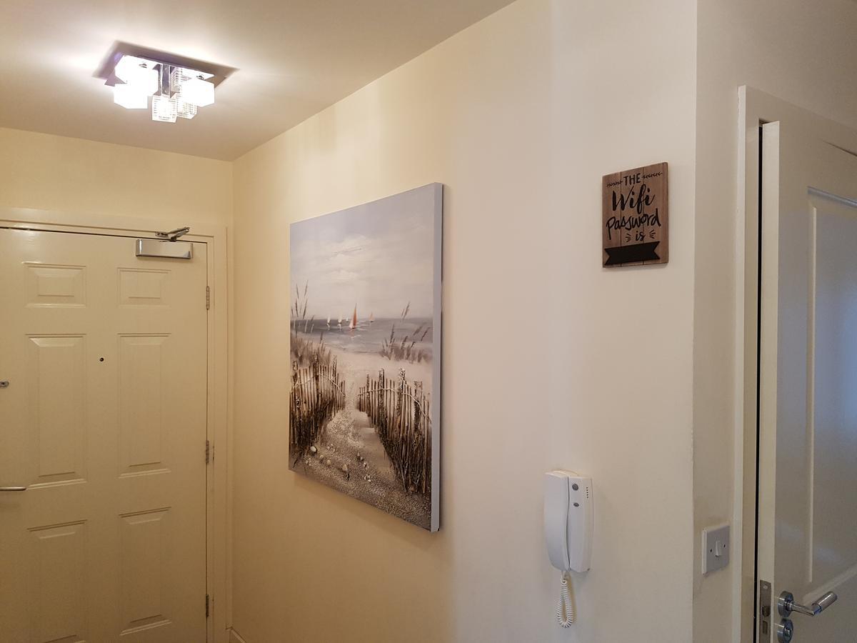 Two Bedrooms, Two Bath, Up To 3 Beds 1 Sofa - Slough Windsor Legoland Екстер'єр фото